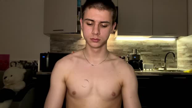 lance_belll 14-04-2025 video toys