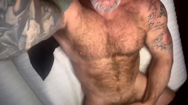 skimaskedbeef 17-04-2025 video Topless