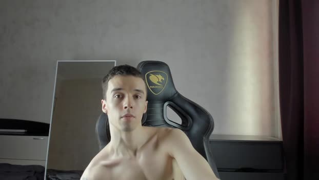 mason_warhol 18-04-2025 video sexy