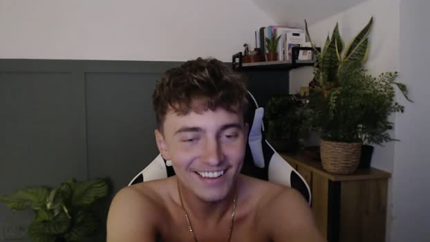 luciancrowe 22-04-2025 video blowjob