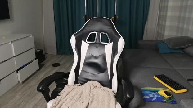 james_friends 24-04-2025 video deepthroat