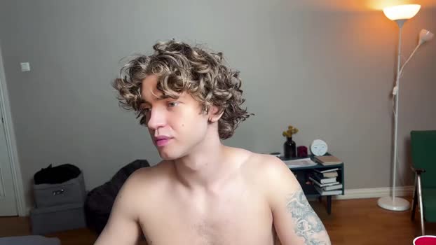 namiraaxel 24-04-2025 video handsome