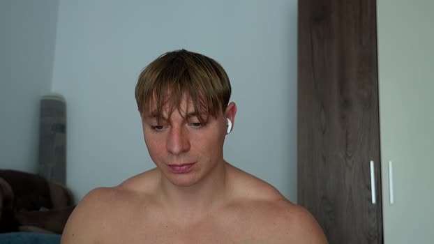 o_r_b_i_t 24-04-2025 video kissing