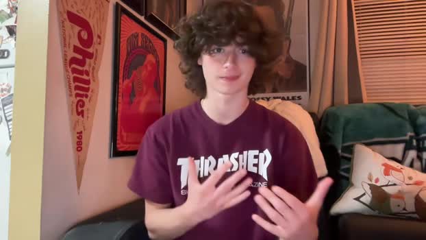 leobf 26-04-2025 video kissing