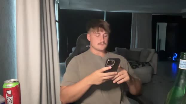 thebigwetz1238 25-04-2025 video kiss