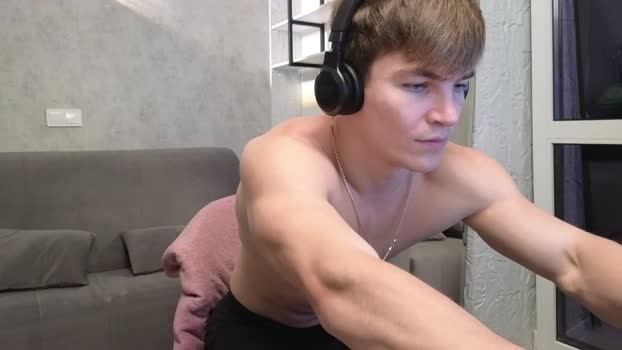 elliot_muscle04 28-04-2025 video cute