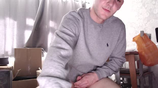 dominantalex182 01-05-2025 video striptease