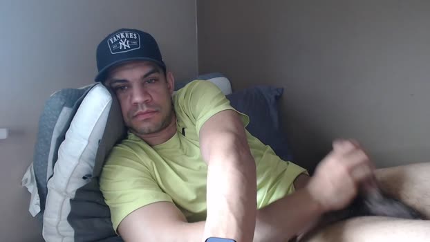 new_york_guy518 01-05-2025 video play