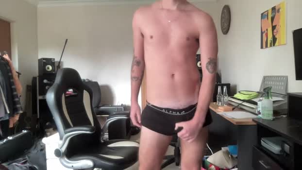 bennybones7<