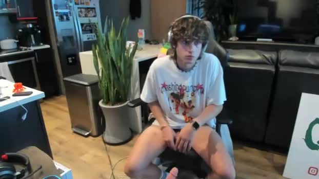 bashful4200 04-05-2025 video Download