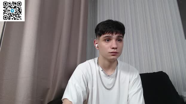 rik_and 04-05-2025 video kiss