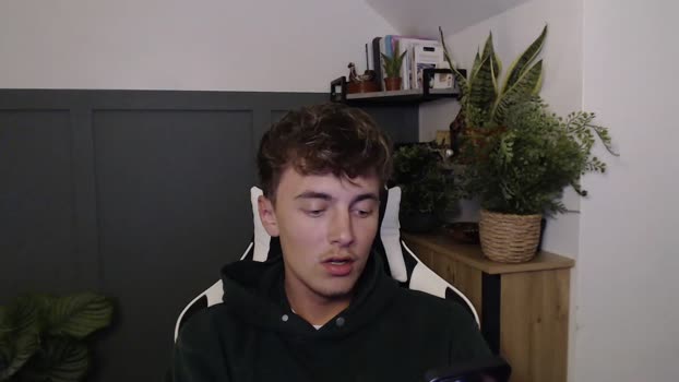 luciancrowe 06-05-2025 video sexykitty