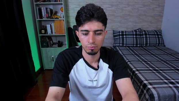 aaron_paul_ 09-05-2025 video beautiful