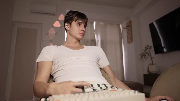 dave_maxwell 11-05-2025 video Naked