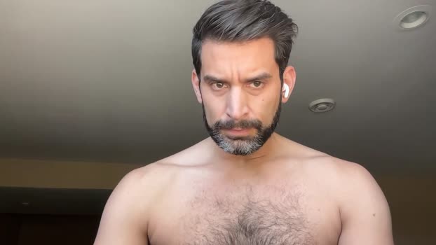 fit_dilf_daddy 11-05-2025 video striptease