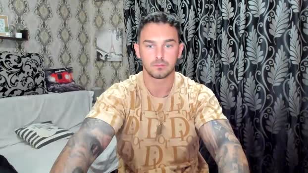 2sexymuscles 26-05-2025 video bigtoys