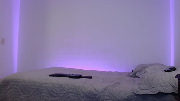 max_xl_ 01-06-2025 video kiss