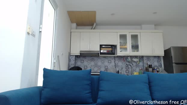 oliverclotheson 01-06-2025 video Download