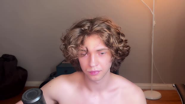 namiraaxel 05-06-2025 video bigtoys