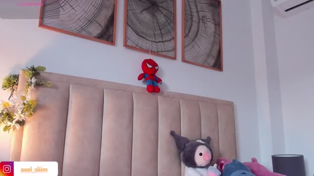 axel_sliim 06-06-2025 video sexymale