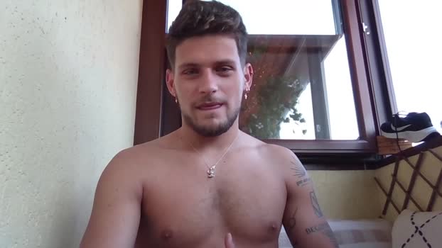 roberto_twink1 08-06-2025 video jerkoff
