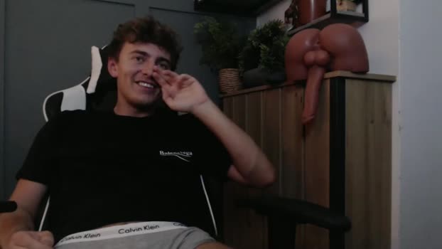 luciancrowe 10-06-2025 video spank