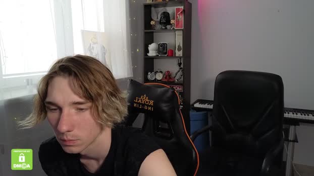 kirill_20_cm 13-06-2025 video suckcock