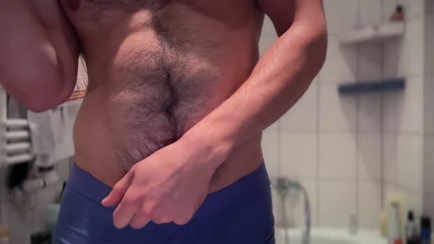 musclehair3 17-06-2025 video sexyfeet