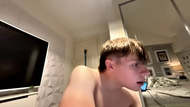 thickny0ung 17-06-2025 video legs