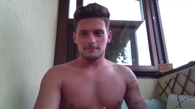 roberto_twink1 20-06-2025 video juicy