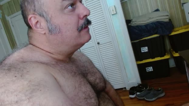 bullmusclejoe 22-06-2025 video kiss