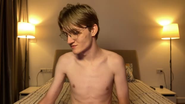 kellytwink 25-06-2025 video spanking