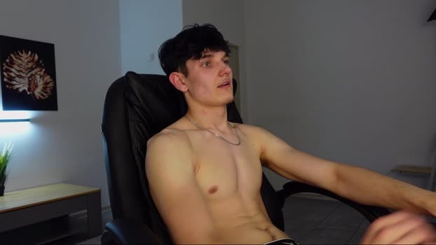 eric_poston 01-07-2025 video cute