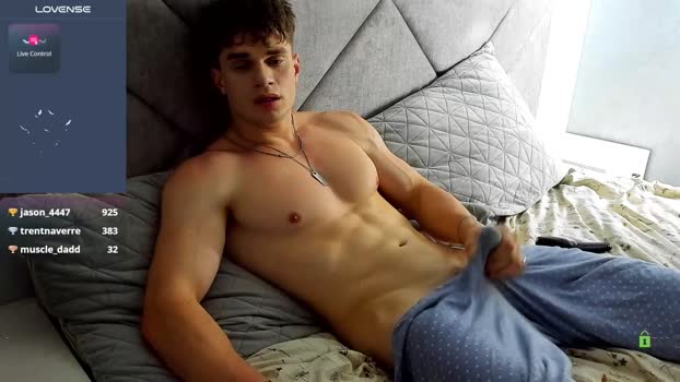 fresh_b1ood 02-07-2025 video kissing