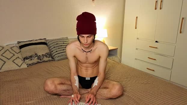 nujen_ges 08-07-2025 video kissing