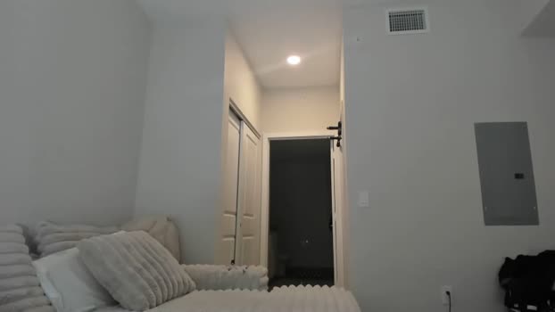 zaylanez 09-07-2025 video striptease