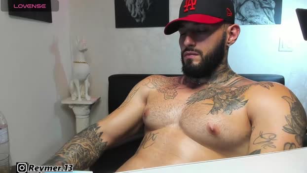 gregor_walsh 10-07-2025 video handsome