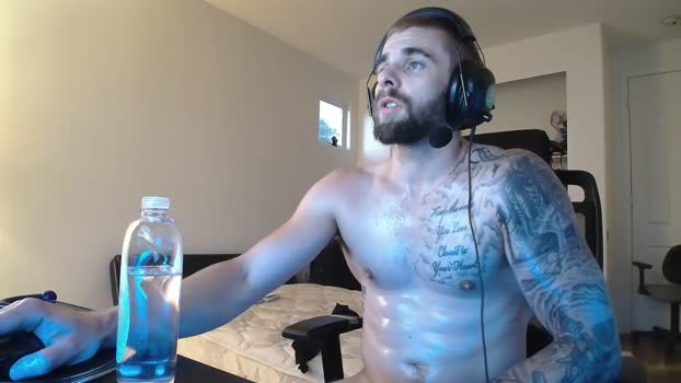 theufcfan_8181 11-07-2025 video suckcock