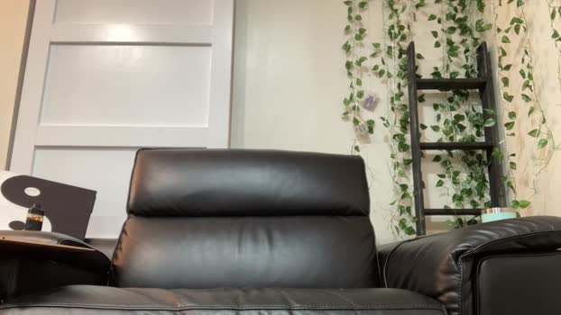 daddyhorsecock99 13-07-2025 video sexyfeet