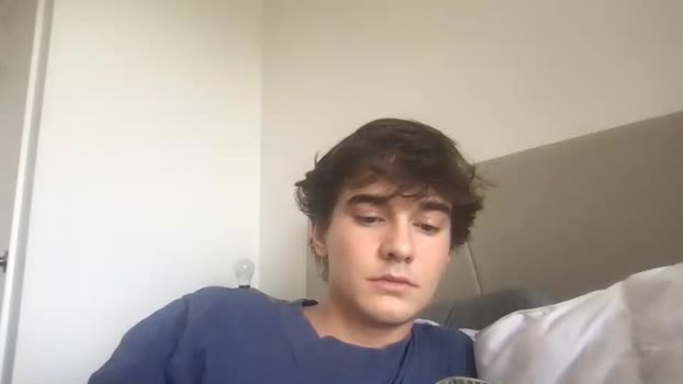 bro_twink<