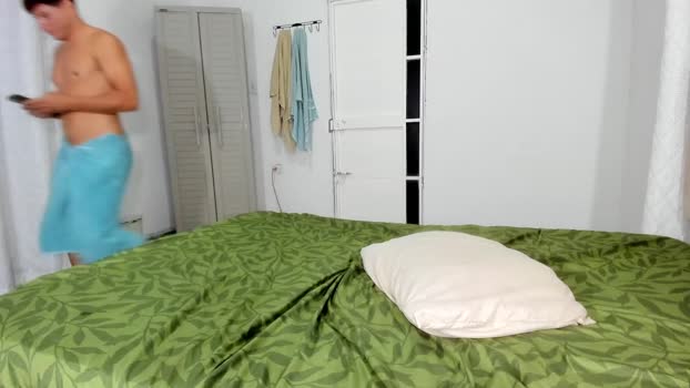 claimom 16-07-2025 video suckcock