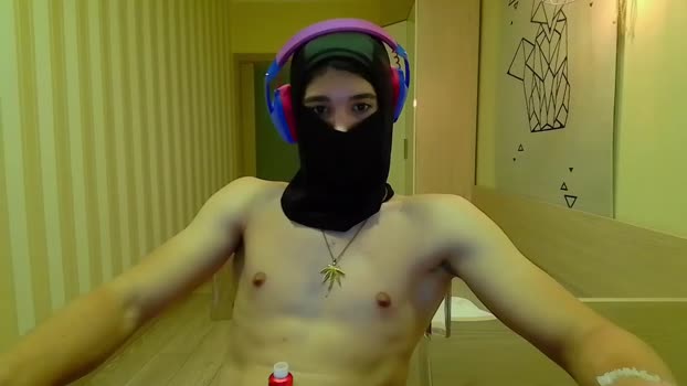 mr_pineapple_65<