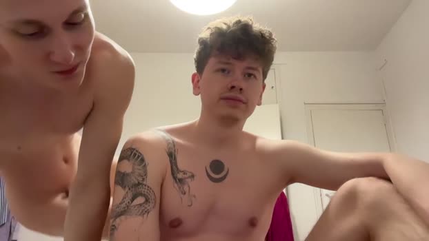 oliver_and_thomas 17-07-2025 video cute