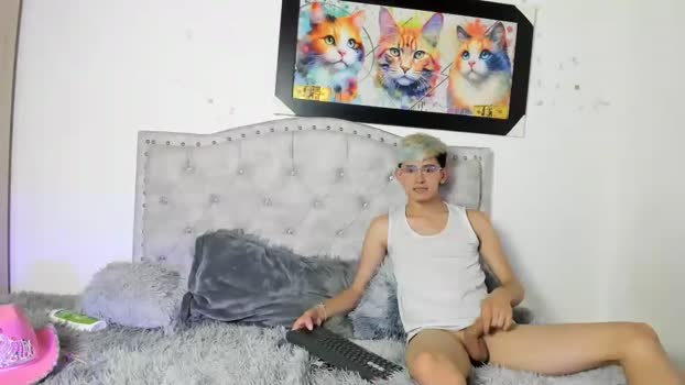 forbidden_kisses 22-07-2025 video legs