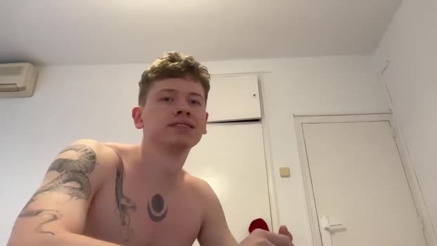 oliver_and_thomas 21-07-2025 video striptease