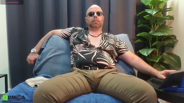 meaty_roll 22-07-2025 video kissing