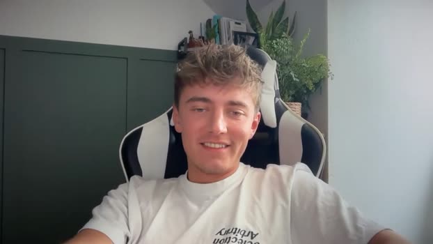 luciancrowe 25-07-2025 video toy