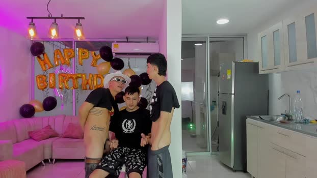 boysdeluxemilitary 28-07-2025 video toys