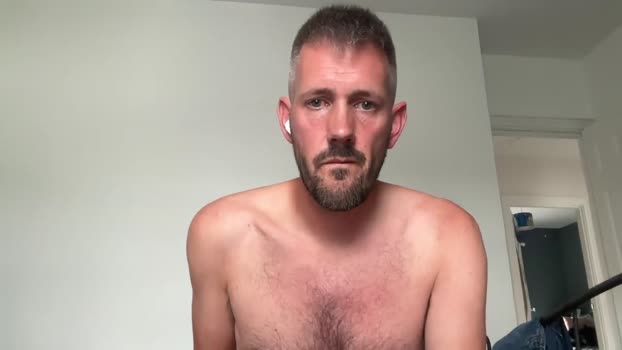 hornyirishhusband<