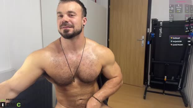 wannaseeyourface 04-08-2025 video kissing